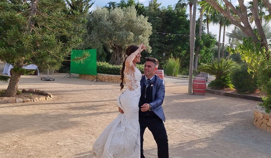 La boda de Jonás y Belén  en Elx/elche, Alicante