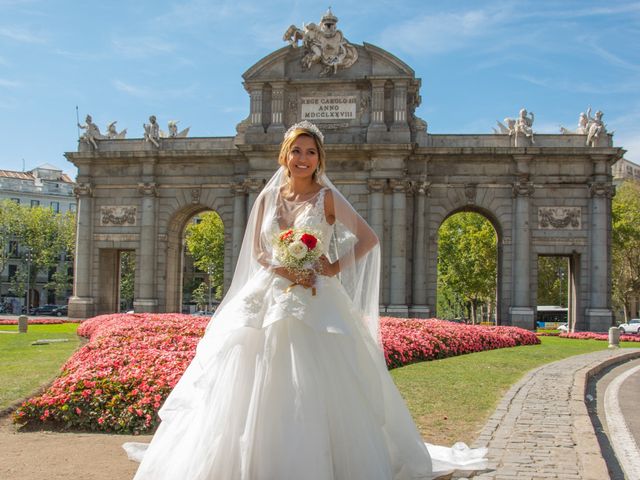 La boda de Daniel y Rosa en Madrid, Madrid 1