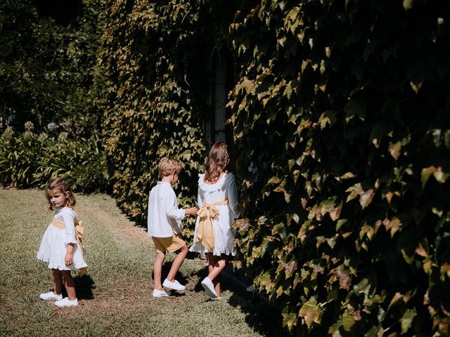 La boda de Fraser y Mercedes en Pontevedra, Pontevedra 24