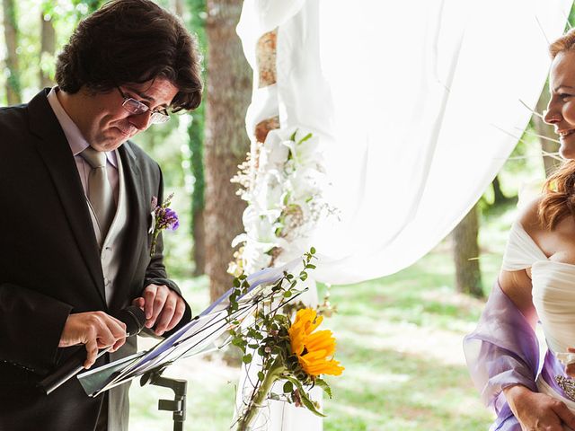 La boda de Julián y Txell en Vilanova De Sau, Barcelona 28