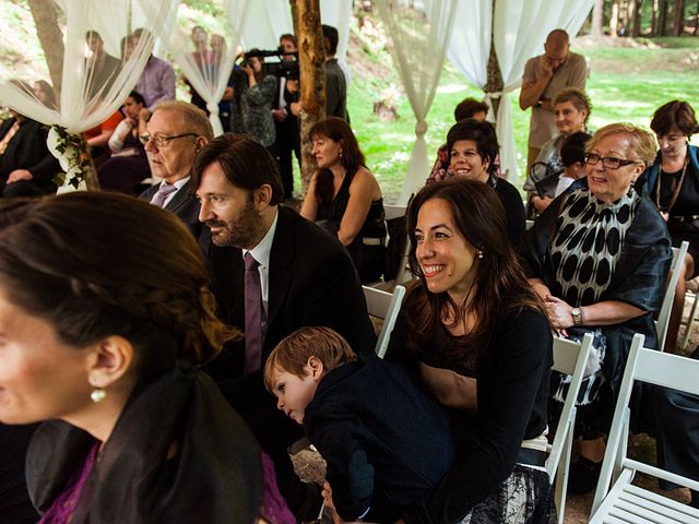 La boda de Julián y Txell en Vilanova De Sau, Barcelona 32