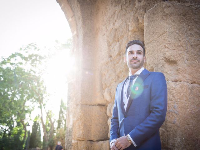 La boda de Juan y Ana en Alcala De Guadaira, Sevilla 37