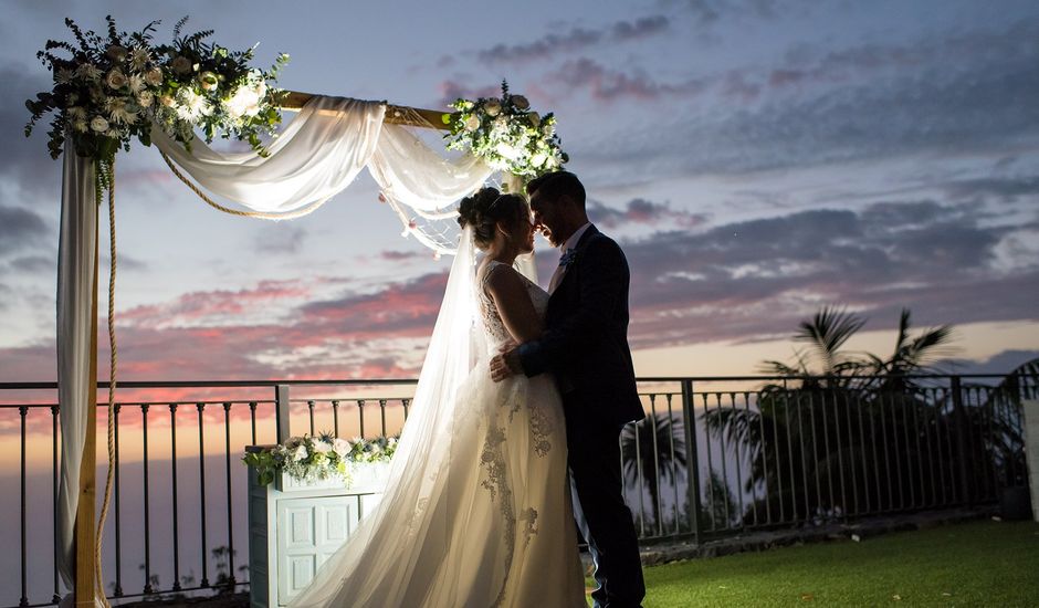La boda de Josué y Abigail en Santa Cruz De Tenerife, Santa Cruz de Tenerife