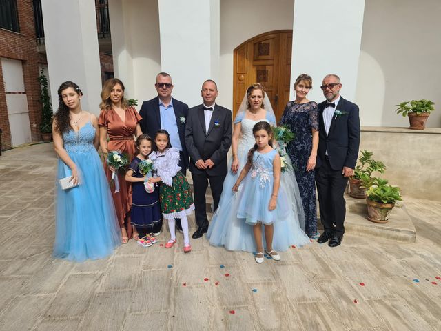 La boda de Adrián  y Diana  en Barcelona, Barcelona 13