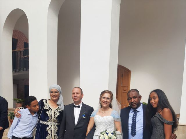 La boda de Adrián  y Diana  en Barcelona, Barcelona 26