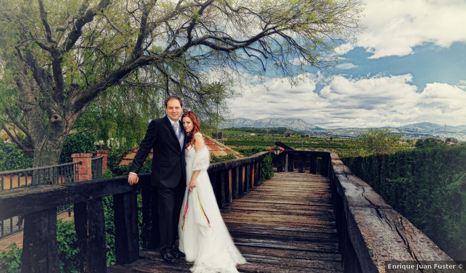 La boda de Vicent y Silvia en Castalla, Alicante