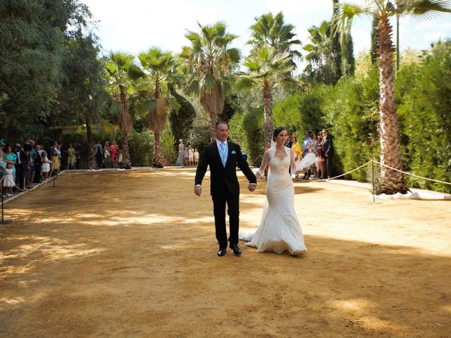 La boda de Miguel Ángel y Regina en Sevilla, Sevilla 37