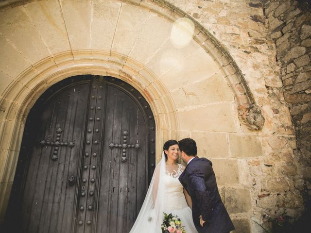 La boda de Oliver y Jeni en Tossa De Mar, Girona 35