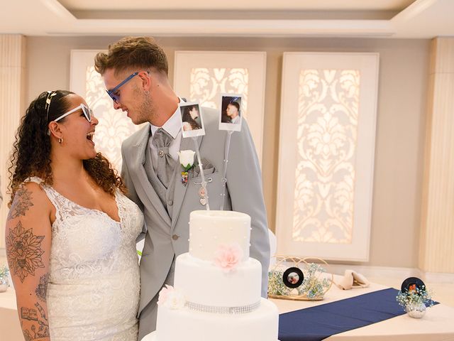 La boda de Alexander y Mariajo en Puerto De La Cruz, Santa Cruz de Tenerife 34