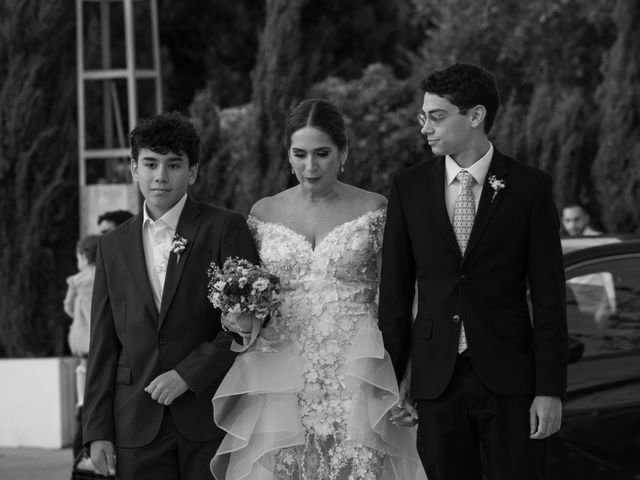 La boda de Brenda y José en Pueblo Benalmadena, Málaga 8