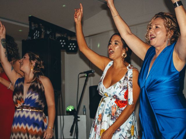 La boda de Brenda y José en Pueblo Benalmadena, Málaga 20