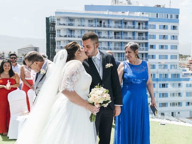 La boda de Alexander  y Priscila  en Santa Cruz De Tenerife, Santa Cruz de Tenerife 15