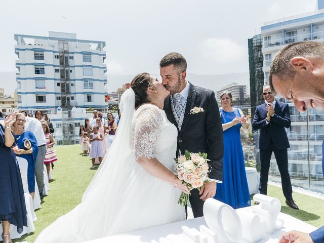 La boda de Alexander  y Priscila  en Santa Cruz De Tenerife, Santa Cruz de Tenerife 30