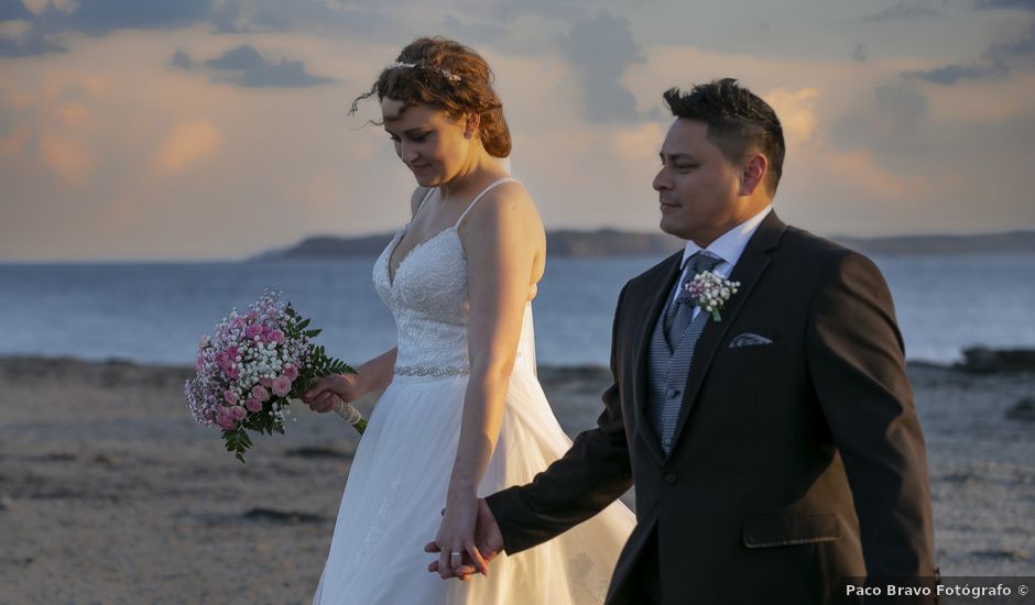La boda de Fredi y Azahara en San Antonio (Mahon), Islas Baleares