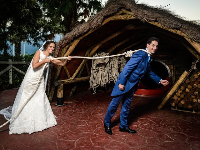 La boda de Juan José y Inma en Algeciras, Cádiz 15