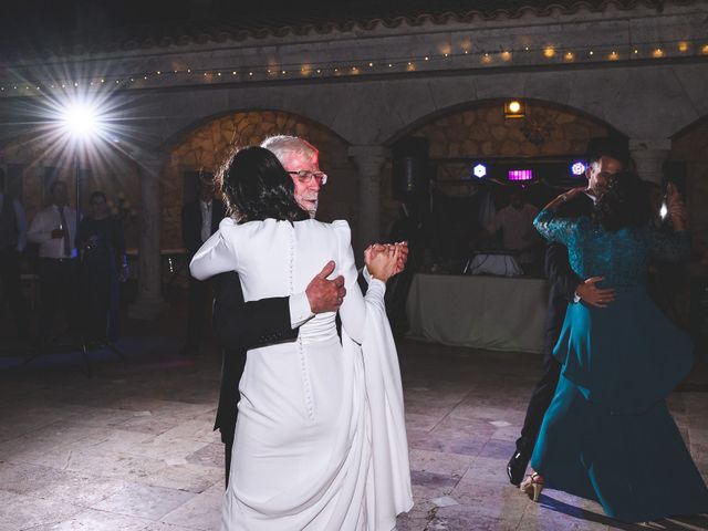 La boda de Manu y Blanca en Caracuel De Calatrava, Ciudad Real 91