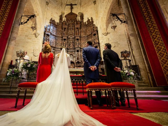 La boda de Maria y Pedro en Cáceres, Cáceres 13