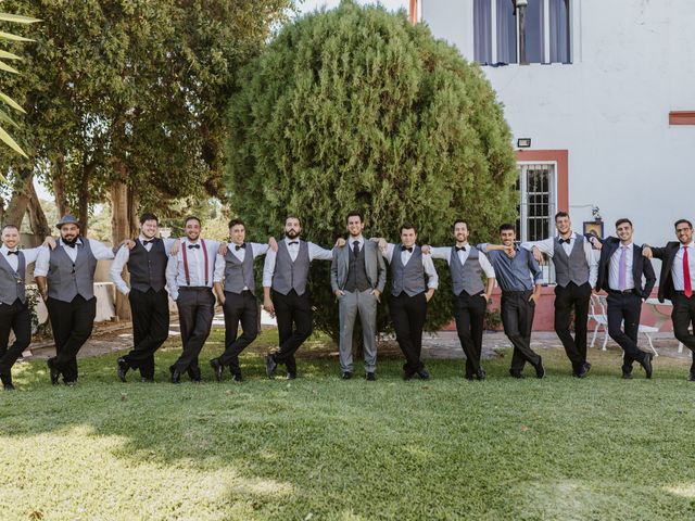 La boda de Luis y Ángeles en Dos Hermanas, Sevilla 19