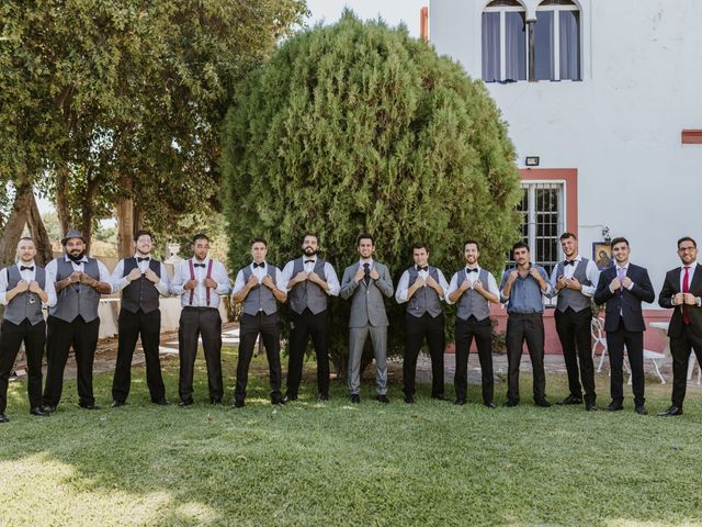 La boda de Luis y Ángeles en Dos Hermanas, Sevilla 20
