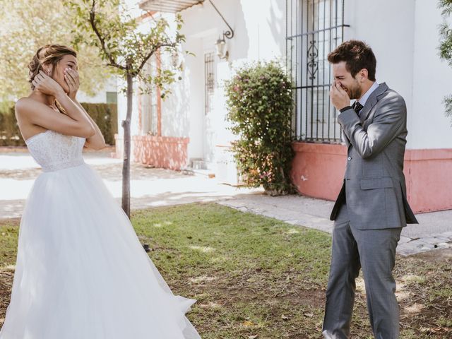 La boda de Luis y Ángeles en Dos Hermanas, Sevilla 22