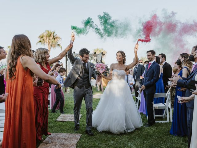 La boda de Luis y Ángeles en Dos Hermanas, Sevilla 61