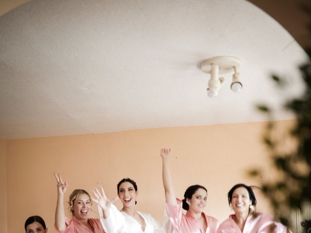 La boda de Marta y Pablo en Nerja, Málaga 3
