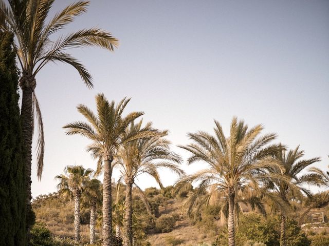 La boda de Marta y Pablo en Nerja, Málaga 8
