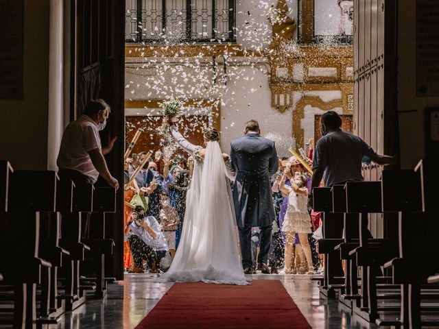 La boda de Alejandro y Saray en Gerena, Sevilla 30