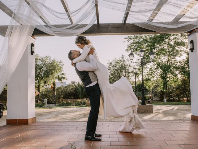 La boda de Alejandro y Saray en Gerena, Sevilla 37