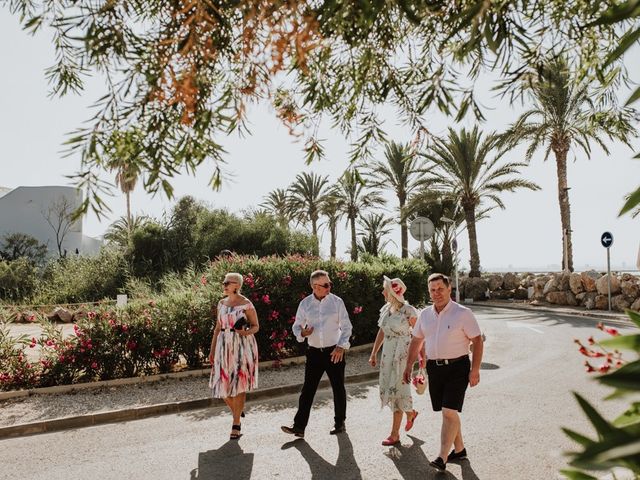 La boda de Bahry y Hayley en La Manga Del Mar Menor, Murcia 6