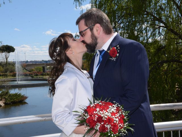 La boda de Jorge  y M Carmen  en Pozuelo De Alarcón, Madrid 11