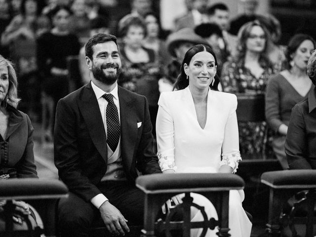 La boda de Iñigo  y Cristina  en Bilbao, Vizcaya 2
