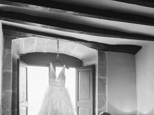 La boda de Lewis y Amy en Sant Marti De Tous, Barcelona 15