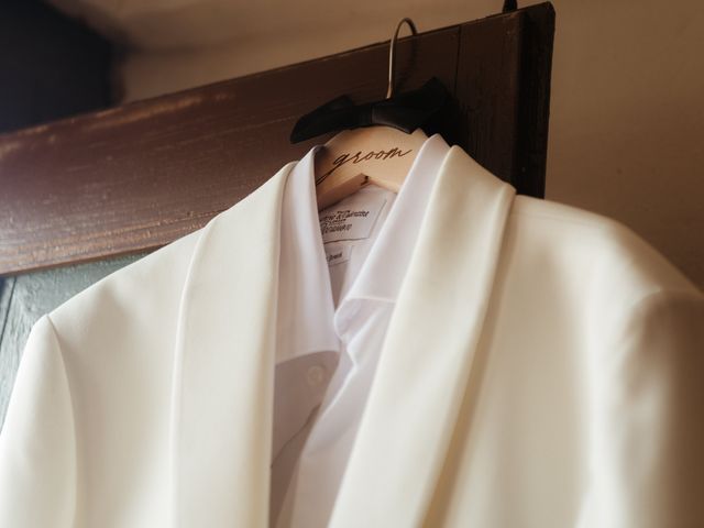 La boda de Lewis y Amy en Sant Marti De Tous, Barcelona 25