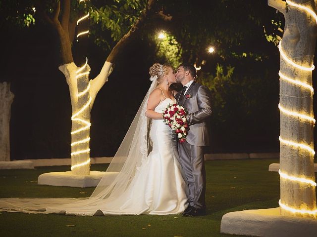 La boda de David y Vanessa en Sevilla, Sevilla 11