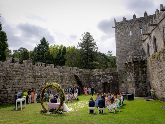 La boda de Dani y Vero en Soutomaior, Pontevedra 33