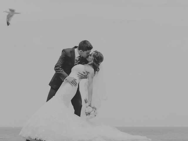 La boda de Álvaro y Ana en Donostia-San Sebastián, Guipúzcoa 36