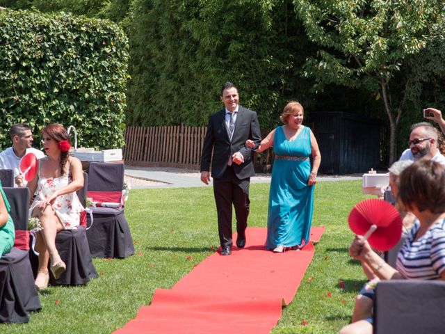 La boda de Jose y Vanessa en Sant Fost De Campsentelles, Barcelona 22