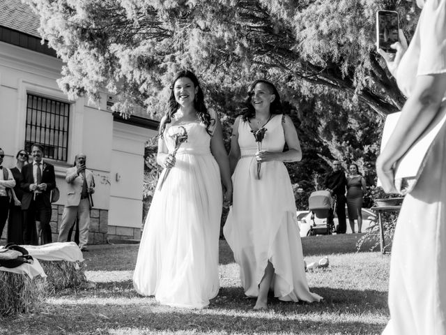 La boda de Paula y Elisa en Navalafuente, Madrid 2