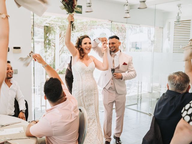 La boda de Paul y Amparo en Valencia, Valencia 21
