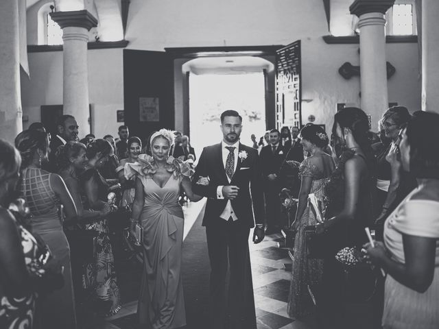 La boda de Adrián y Patricia en Algeciras, Cádiz 21