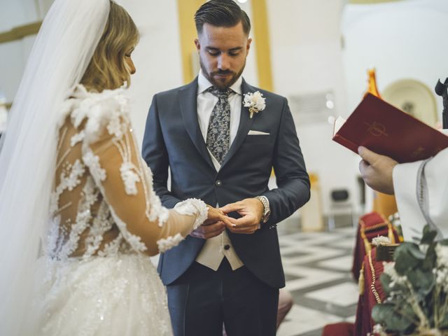 La boda de Adrián y Patricia en Algeciras, Cádiz 28