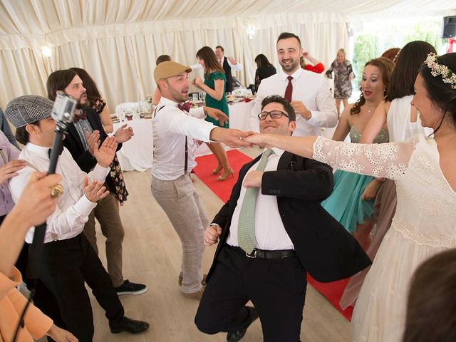 La boda de Adrián y Mari en Catarroja, Valencia 33