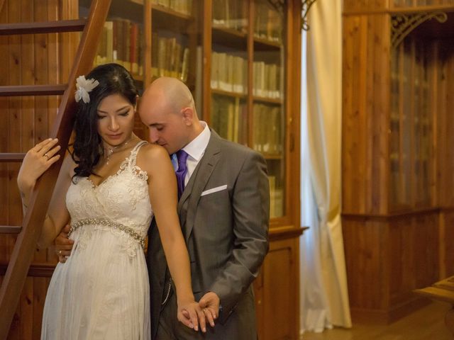 La boda de Cesar Delgado y Isabel Chan en Riba-roja De Túria, Valencia 17