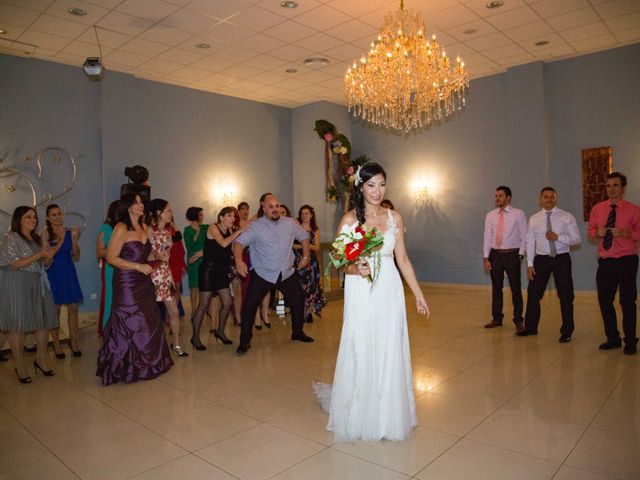 La boda de Cesar Delgado y Isabel Chan en Riba-roja De Túria, Valencia 39