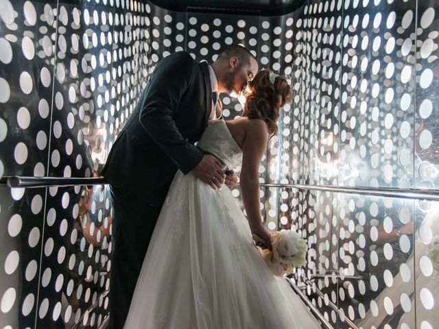 La boda de Steven y María en Sevilla, Sevilla 1