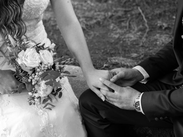 La boda de Camilo y María en Redondela, Pontevedra 23