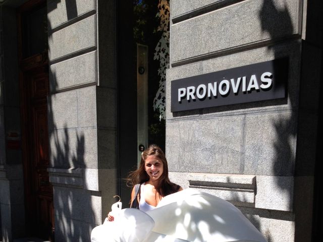 La boda de Juan y Naiara en San Agustin De Guadalix, Madrid 15
