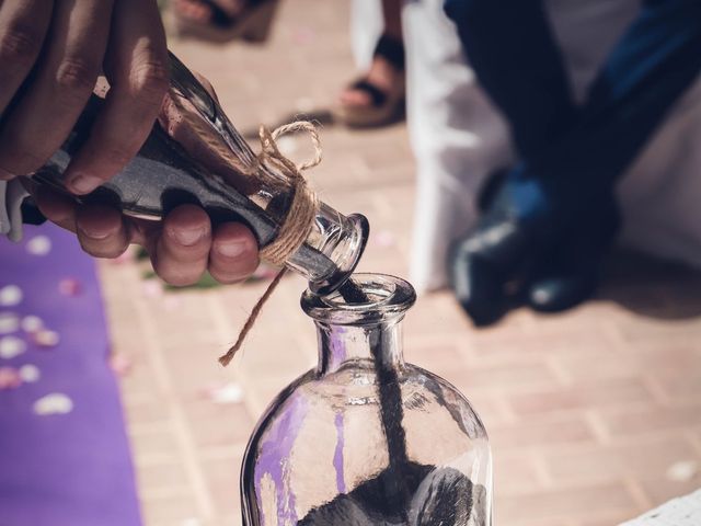 La boda de Víctor y Laura en Candelaria, Santa Cruz de Tenerife 39