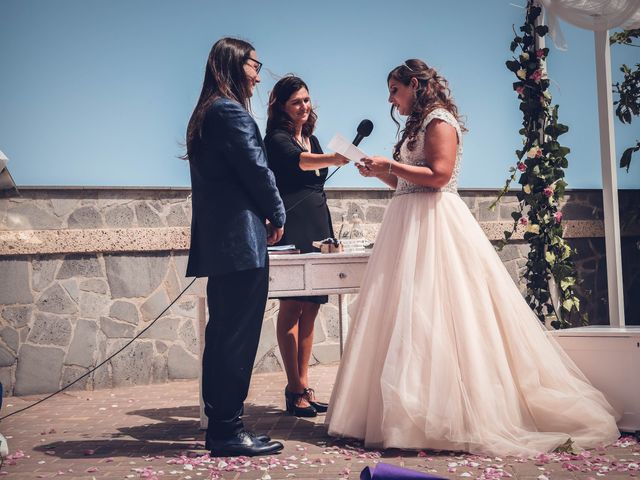 La boda de Víctor y Laura en Candelaria, Santa Cruz de Tenerife 45